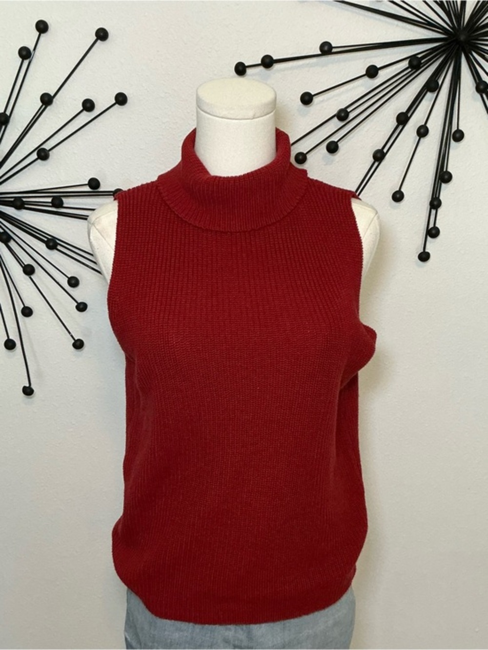 Red Sleeveless Turtleneck Sweater Tank Top Medium Y2K Minimalist